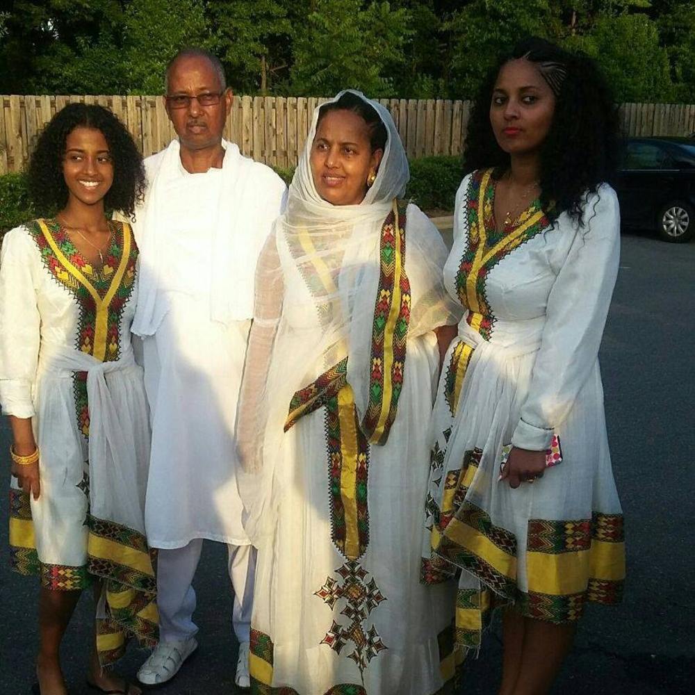 Meet your Posher, Tirhas